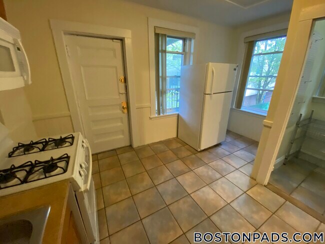 Foto del edificio - 6 Barrows St