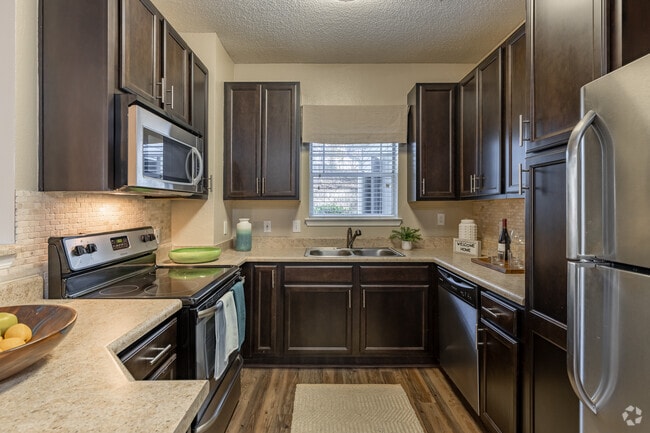 Interior Photo - Chattahoochee Ridge