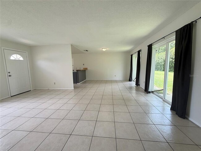 Building Photo - 10122 Mason Dixon Cir