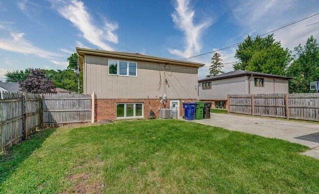 Foto del edificio - 8835 S California Ave