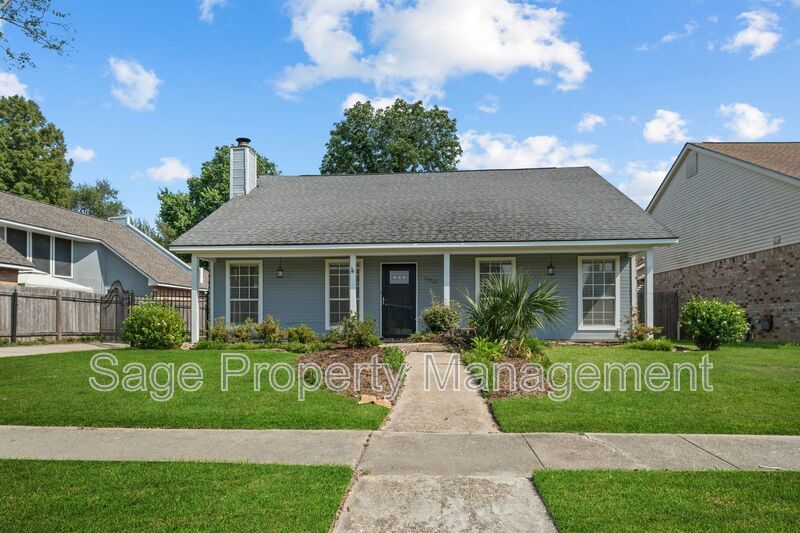 Primary Photo - 13527 Parwood Ave