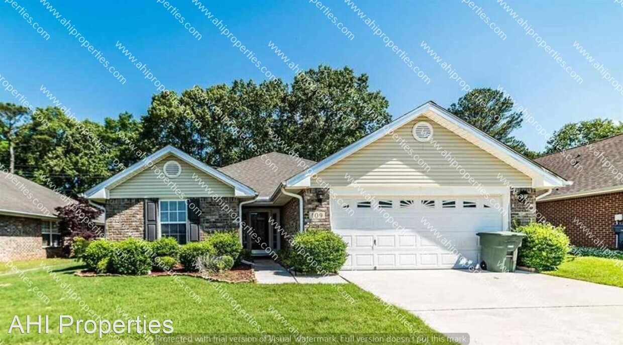 Primary Photo - 4 br, 2 bath House - 109 Shadow Court SW