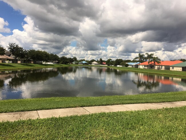 Foto del edificio - 3582 Tipperary Dr