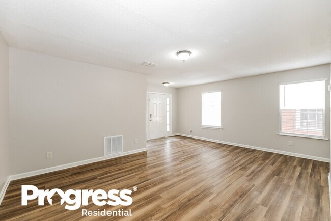 Foto del edificio - 4688 Waterfront Oak Dr