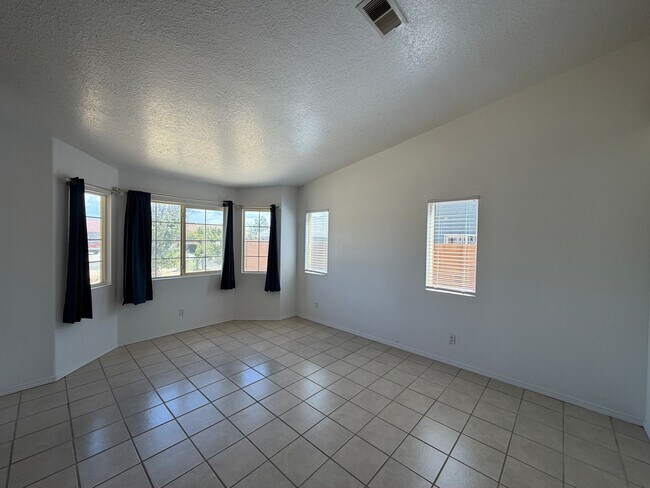 Foto del edificio - 1405 Secret Valley Dr SW