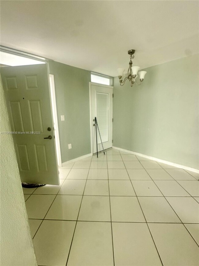 Foto del edificio - 1045 10th St