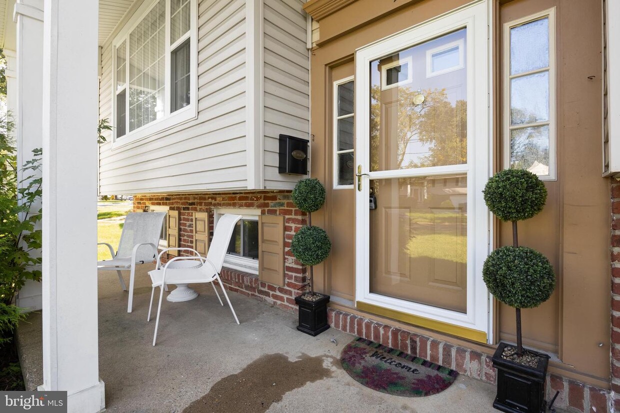 Foto principal - 1767 Longfellow Dr