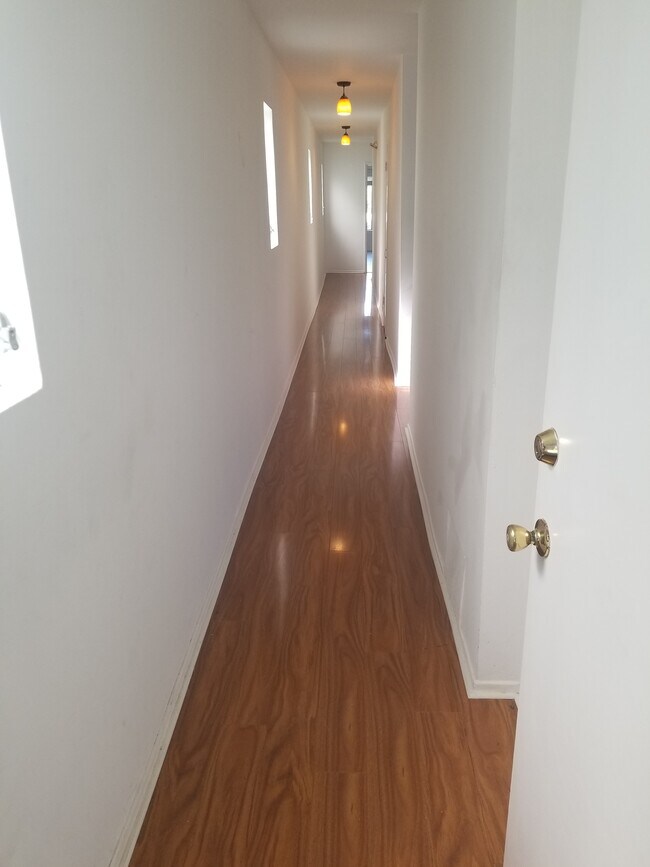 Hallway - 3006 Pacific Ave