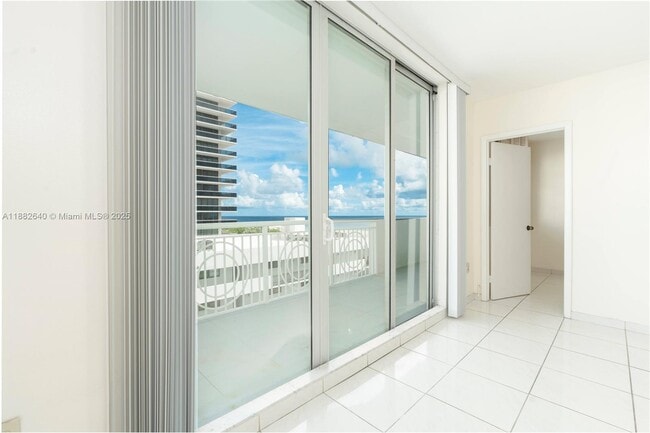 Building Photo - 5825 Collins Ave