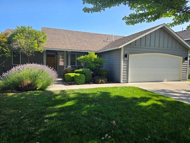 Building Photo - Professional Yard Care Included