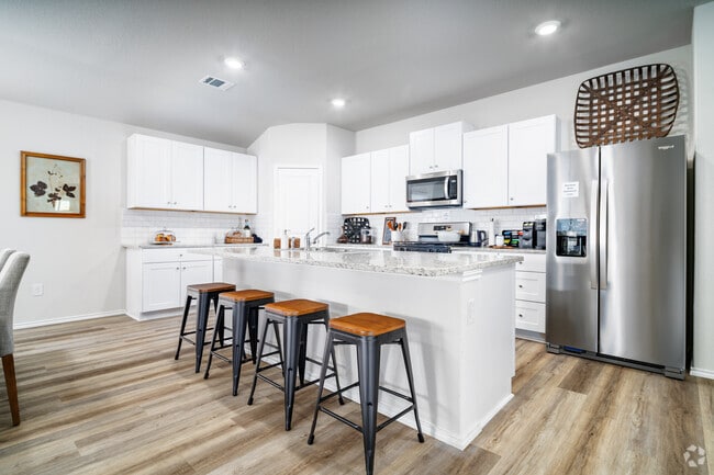 4BR, 2BA - 1703SF - Kitchen - Enclave at Medina