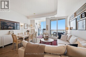 Building Photo - 218 Queens Quay W