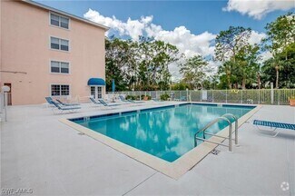 Building Photo - 441 Quail Forest Blvd