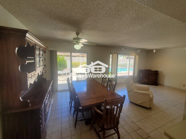 Foto del edificio - 5136 E Tierra Buena Ln