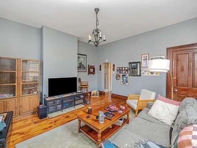 Foto del edificio - 907 Columbia St