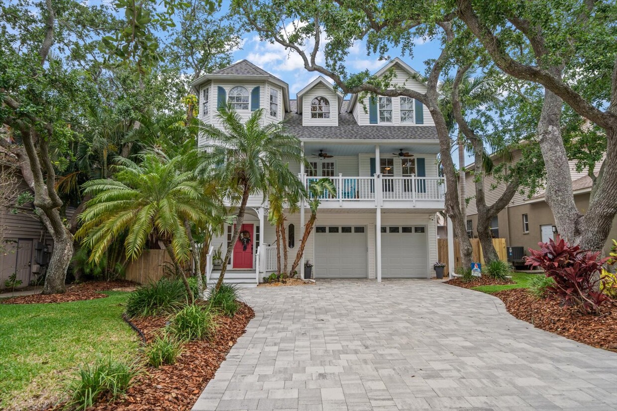 Foto principal - 7672 140th St