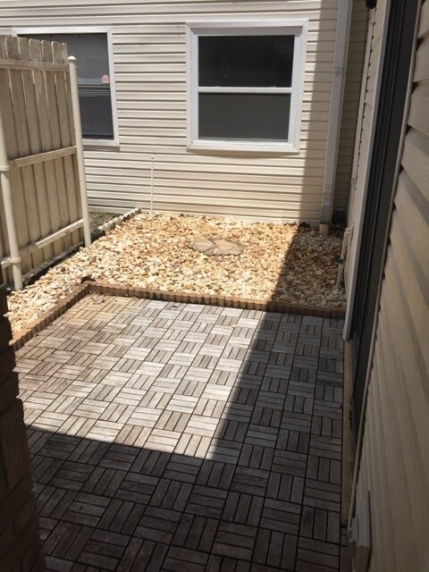 Building Photo - Great 3 Bedroom, 2 Bathroom condo in the V...