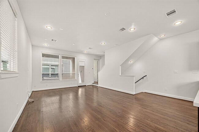 Building Photo - 1735 Eado Point Ln