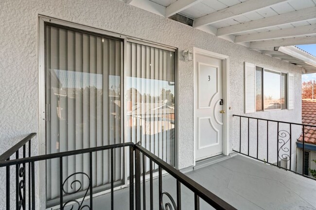 Foto del edificio - 4162 Hamilton Ave