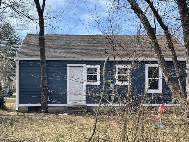 Foto del edificio - 3923 Millersville Dr
