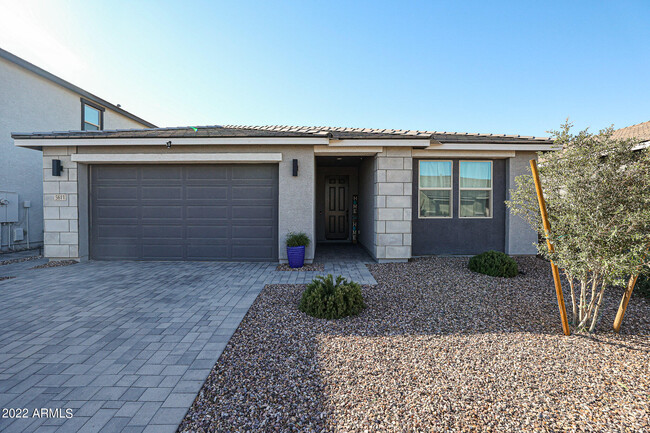 Building Photo - 5611 W Stargazer Pl