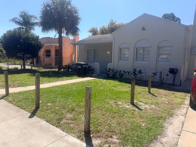 Foto del edificio - 504 El Prado