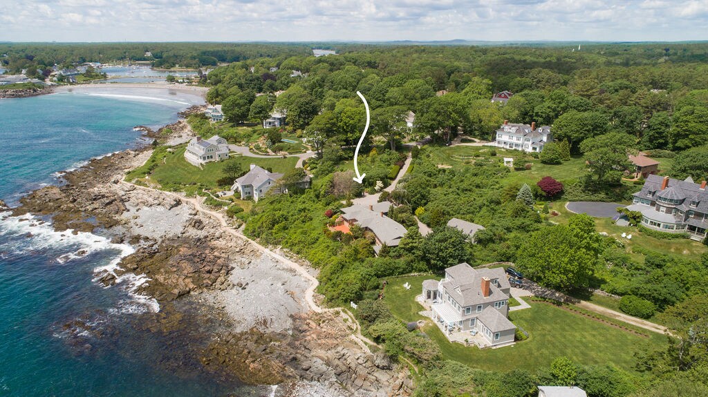 Primary Photo - 20 Aldis Ln