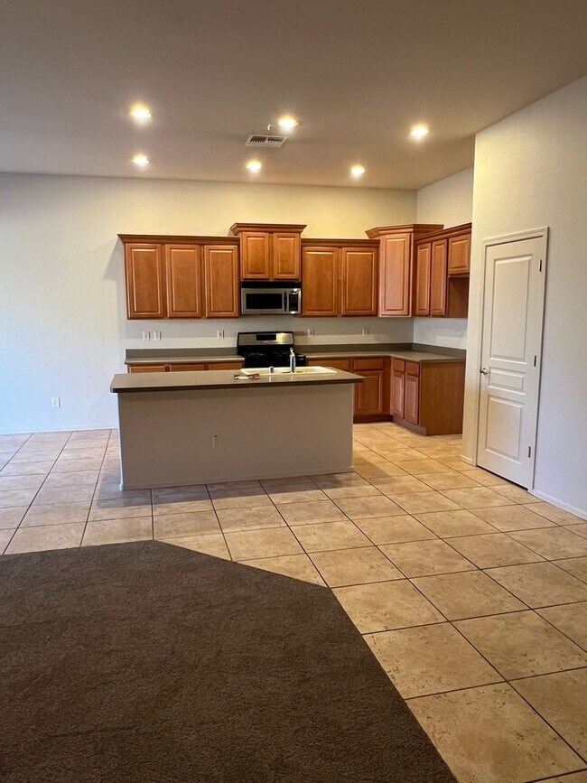Foto del edificio - 4 Bedroom 2 Bathroom Cooper Greens Home