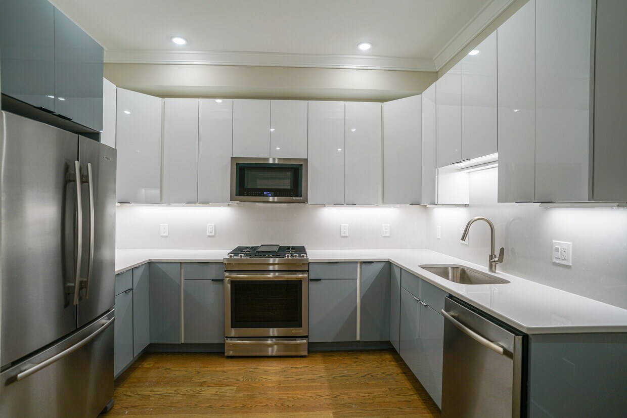 Foto principal - 464 Sumner St