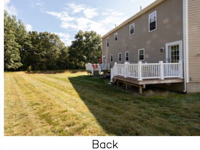 Building Photo - 12 Bridge St Crossing