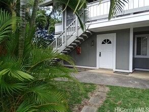 Building Photo - 279 Mananai Pl