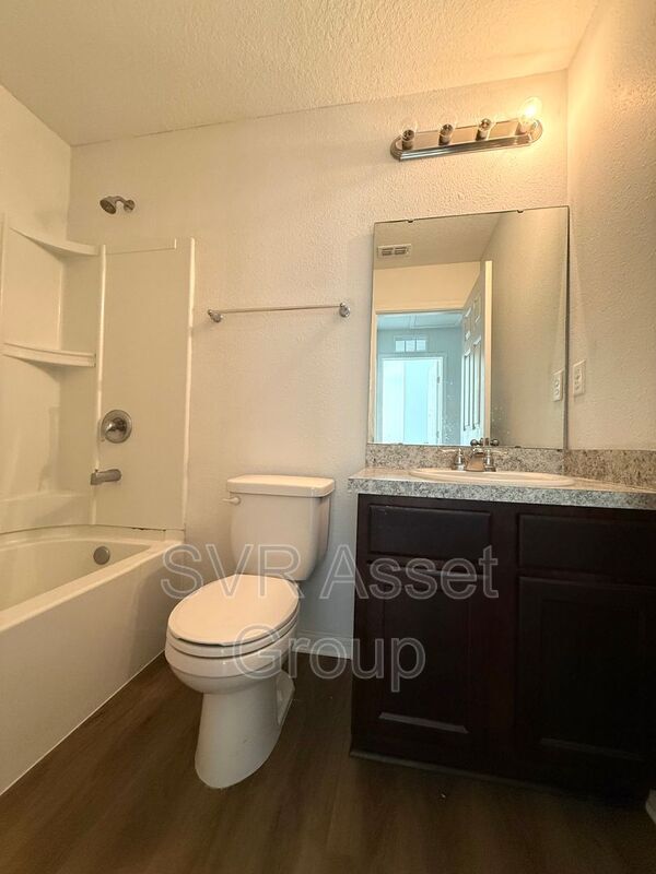 Foto del edificio - 3067 Harbison St