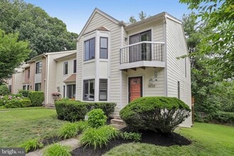 Building Photo - 10739 Mist Haven Terrace