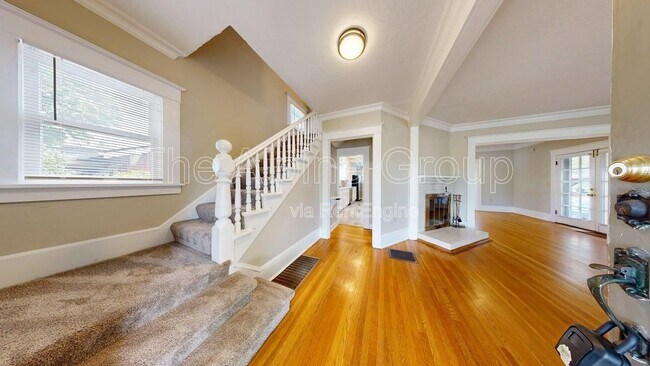 Foto del edificio - 2977 N Willamette Blvd