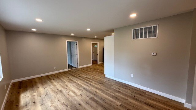 Building Photo - EAST SIDE LIKE NEW 2 BEDROOM  RANCH HOME AVAILABLE NOW!