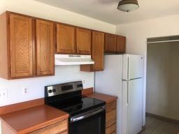 Building Photo - 3 br, 1 bath House - 110 N. Yellowstone Ave
