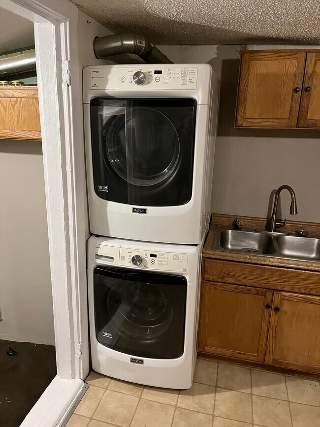 Foto del edificio - 601 N 1st Ave