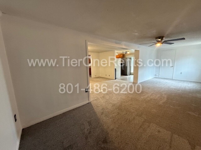 Building Photo - NO deposit option available for qualified ...