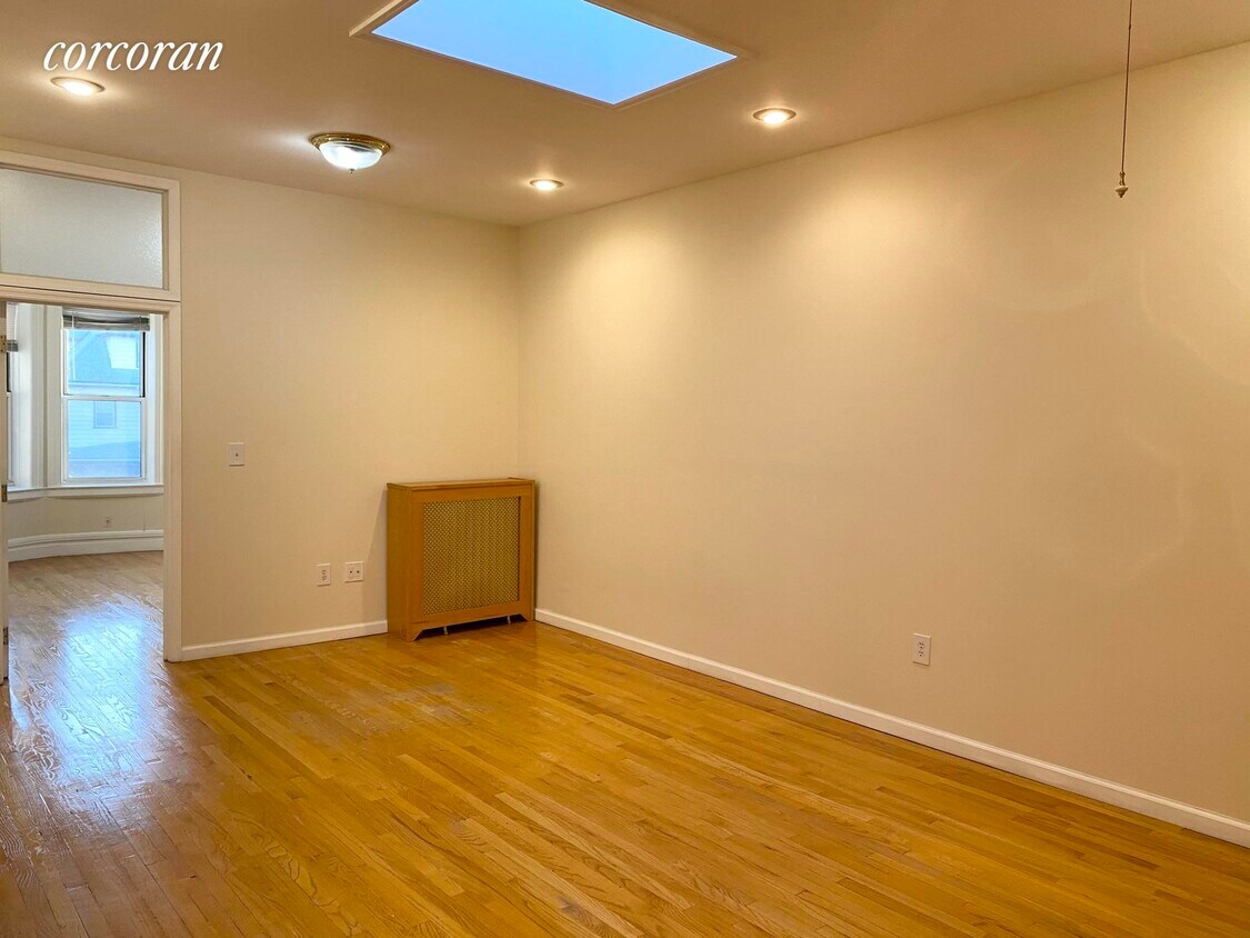 1457 Bay Ridge Pkwy, Brooklyn, NY 11228 Room for Rent in Brooklyn, NY