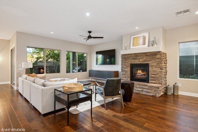 Foto del edificio - 3760 E Covey Ln