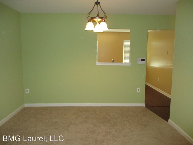 Foto del edificio - 3 br, 2.5 bath House - 9046 Hardesty Drive