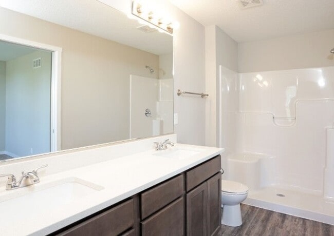 Foto del edificio - Cove at Prairie Trail Townhomes - Prairie View End Unit