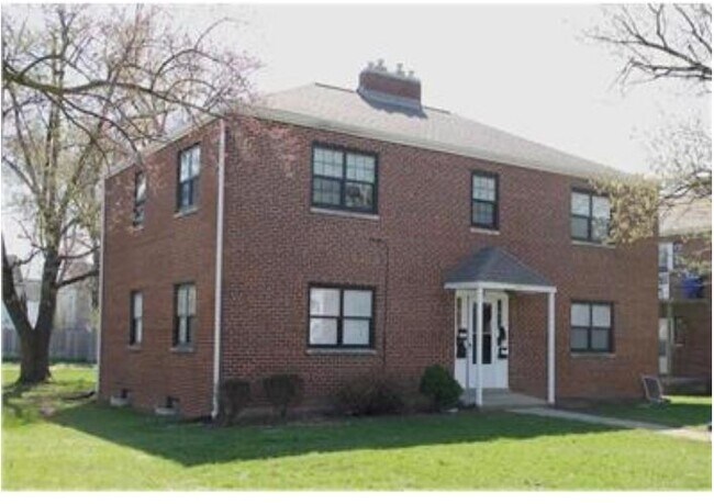 Foto del edificio - 120 N Hampton Rd