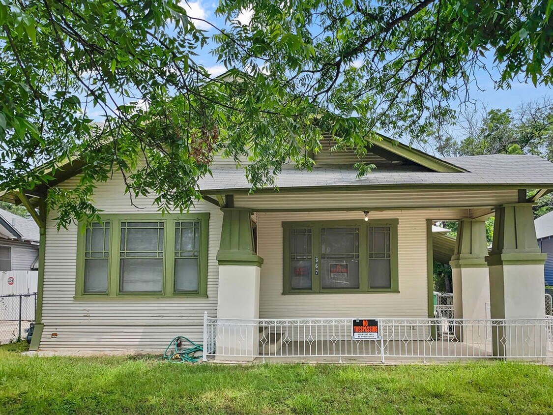 Foto principal - Updated One-Story Gem Near Downtown San An...