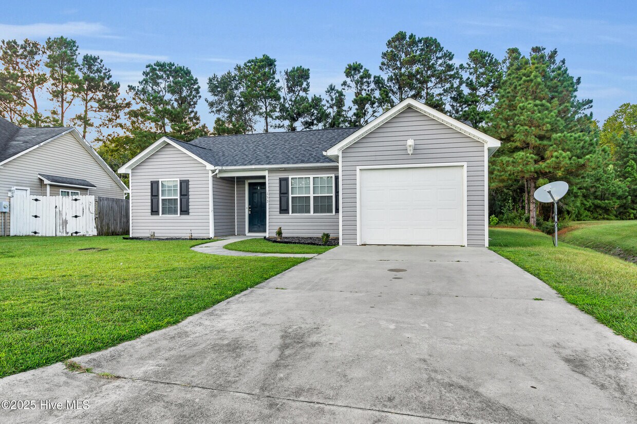 Foto principal - 152 Crooked Run Dr