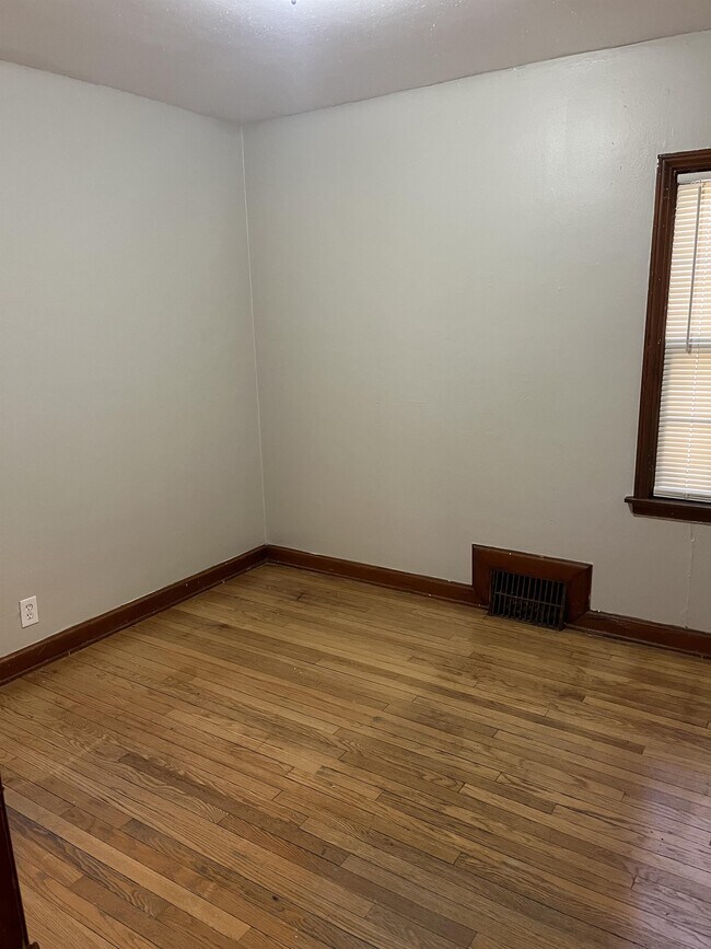 Foto del edificio - 6706 N 52nd St