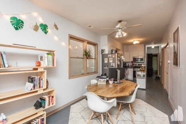 Foto del edificio - 1528 W Chestnut St