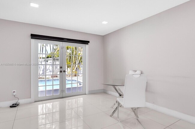 Foto del edificio - 13231 SW 68th St
