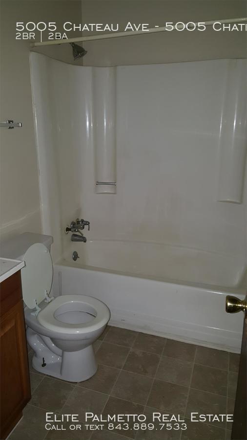 Building Photo - 5005 Chateau Ave