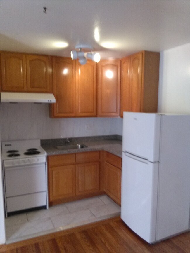 Foto del edificio - 1215 47th Ave